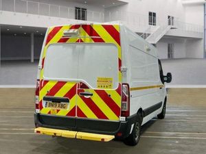2019 Vauxhall Movano Panel Van - Image 4