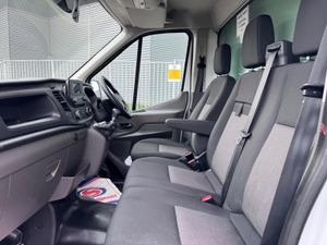 2022 Ford Transit Luton Box Van - Image 4