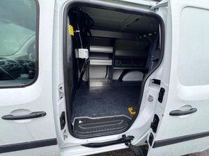 2021 Renault Kangoo Maxi Small Panel Van - Image 4