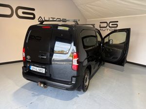 Toyota Proace CITY P 1.5 75HP GX SW SWB 3DR - Image 4
