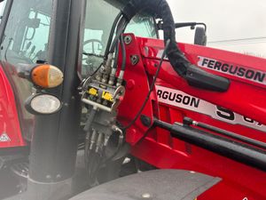 2018 Massey Ferguson 6712S with Loader - Image 2