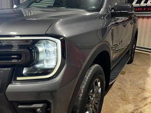 Ford Ranger 2023 Wildtrak Auto, FSH, 1 Owner - Image 3