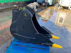 UNUSED 18" DIGGING BUCKET.....65mm PINS.....7484 - Image 3