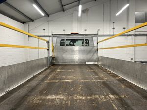 2023 Iveco Daily Dropside Van - Image 2