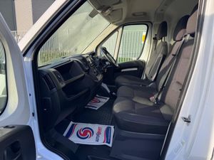 2022 Vauxhall Movano Panel Van - Image 4