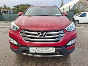 2015 Hyundai Santa Fe  4wd 7 seater - Image 3