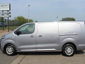 2022 Vauxhall Vivaro 2900 L2H1 Sportive - Image 2
