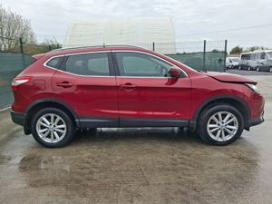 2017 Nissan Qashqai  1.5 Diesel - Image 4