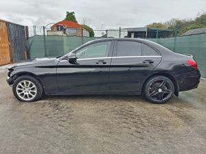 2016 Mercedes C-Class  220C  2.2 Diesel - Image 3