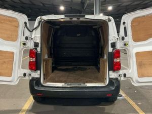 2022 Citroen Dispatch Panel Van - Image 2