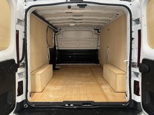 2021 Renault Trafic Panel Van - Image 2