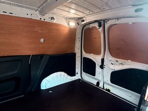 2024 Vauxhall Combo Small Panel Van - Image 3