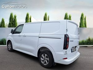 Ford Transit Custom TRANSIT CUSTOM 300 SWB 2.0 L E - Image 2