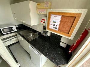 12 x 10 ... SELF CONTAINED WELFARE CABIN......843. - Image 3