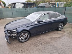 221 Mercedes E-Class  300 DE  Hybrid  Automatic - Image 2