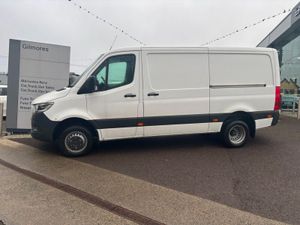 Mercedes-Benz Sprinter 517 MWB LOW ROOF SELECT AUT - Image 2
