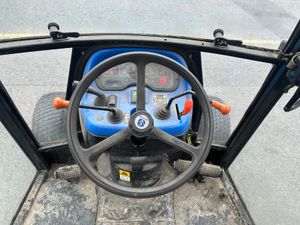 2004 New Holland TC45 Compact Tractor - Image 3