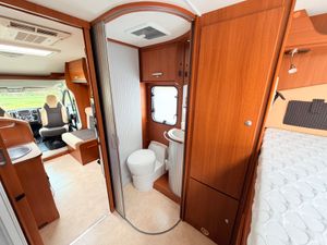 2017 MOBILVETTA MILLER DOGLINER T730 L.H.D AUTO - Image 4