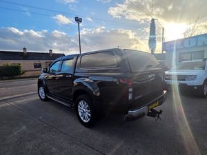 Isuzu D-Max 2021 - Image 2