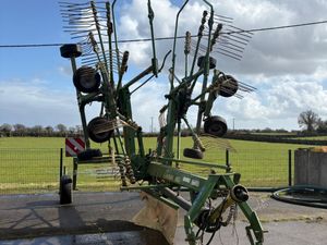 2014 Krone Rake - Image 3