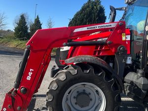 2016 Massey Ferguson 5610 with Loader - Image 4
