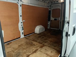 2023 Peugeot Boxer High Roof Panel Van - Image 3