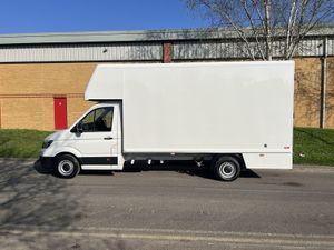 2019 Volkswagen Crafter Luton Box Van - Image 2