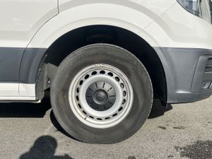 Volkswagen Crafter Trendline 30 MWB 140BHP (Price - Image 4