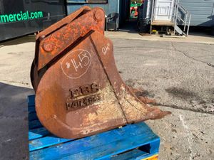 24" EBS DIGGING BUCKET ....65mm PINS.......145. - Image 3