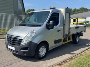 2019 Vauxhall Movano Dropside Van - Image 3