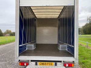 2019 Citroen Relay Curtain Sider Van - Image 2