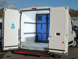2020 Citroen Relay Refrigerated Van - Image 2