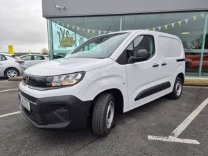 Opel Combo 2026 1.5L Diesel - Image 3