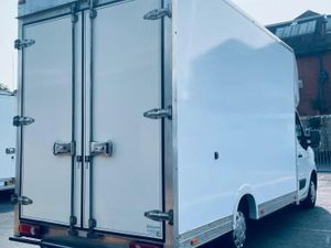 2024 Renault Master Luton Low Loader Box Van - Image 3