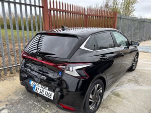 22 i20 Delux Plus 1.2 petrol 45km Starts - Image 3