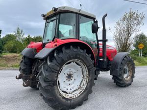 2006 Massey Ferguson 5465 - Image 3