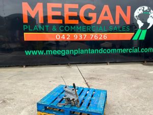 STRICKLAND QUICK HITCH.....40mm PINS........7119. - Image 2