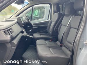 Renault Trafic TRAFIC LL30 BLUE DCI 170 9SP AUTO € - Image 4