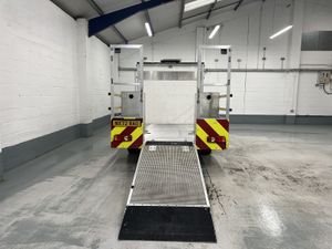 2022 Peugeot Boxer Dropside Van - Image 2