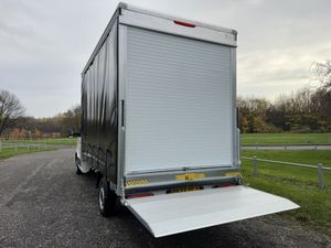 2022 Volkswagen Crafter Curtain Sider Van - Image 4