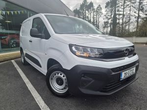 Opel Combo 2026 1.5L Diesel - Image 2