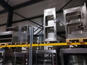 Sinks, sinks, sinks - Image 3