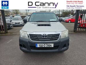Toyota Hilux 2.5 D-4D D/CAB HL2 4DR 2.8D4D INVINC - Image 2