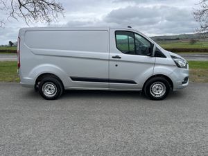 Ford Transit Custom 2022 - Image 2