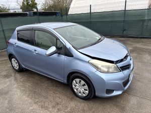 2013 Toyota Vitz automatic - Image 2