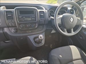 Renault Trafic TRAFIC LL30 ENERGY DCI 120 BUS - Image 2