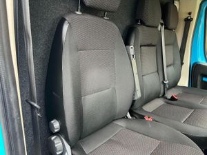 2022 Peugeot Boxer Luton Box Van - Image 4