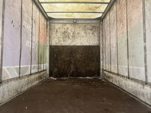 2022 Iveco Daily Curtain Sider Van - Image 2