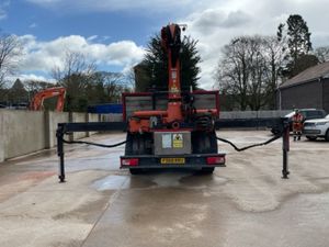2019 DAF CF410 8x2 Flatbed c/w Crane - Image 4
