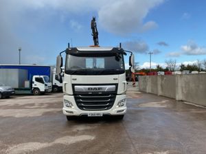 2019 DAF CF410 8x2 Flatbed c/w Crane - Image 2
